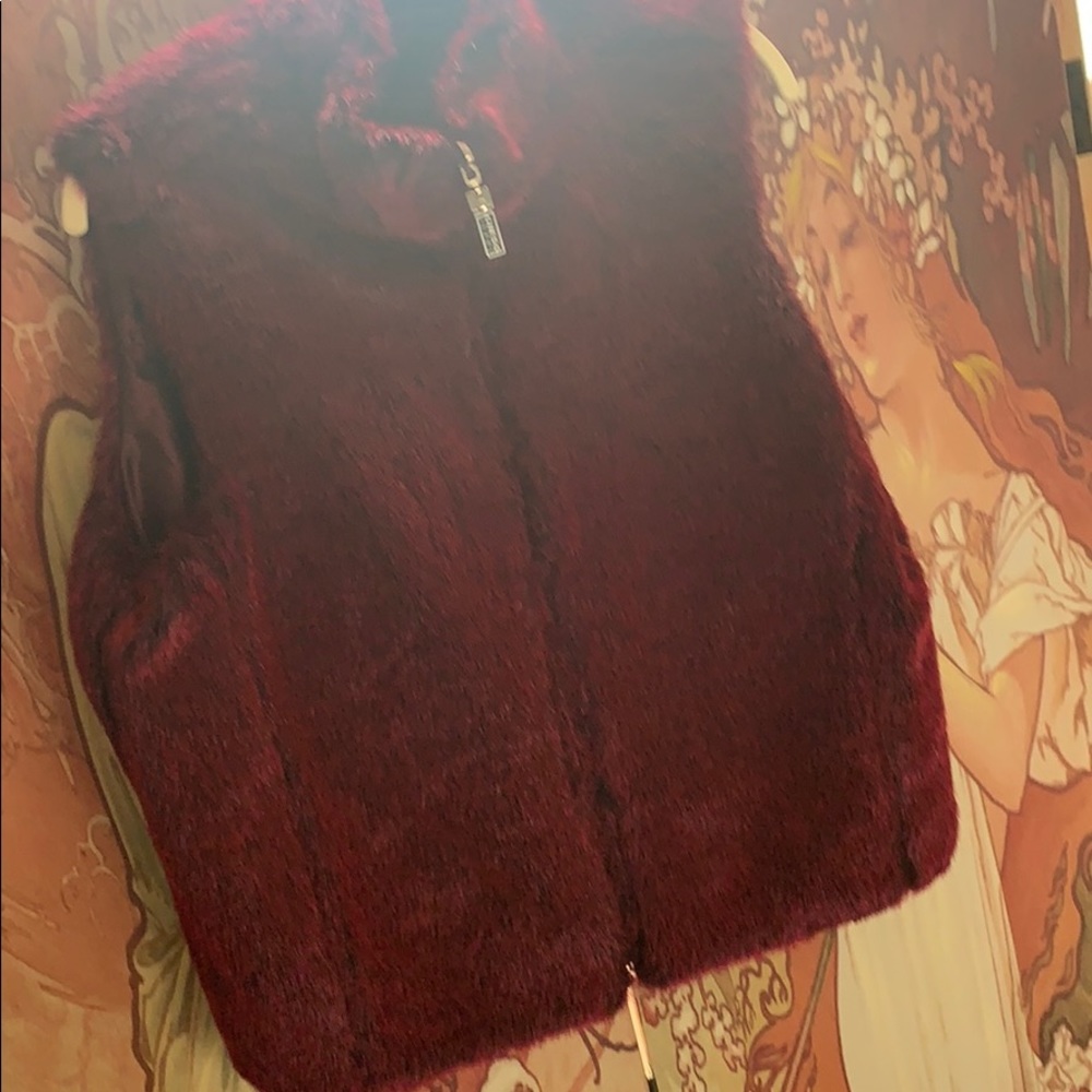 Guess vest